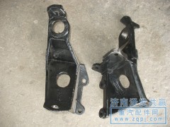,翻轉(zhuǎn)左右下支架,濟(jì)南澤發(fā)共贏汽車配件廠家直銷處