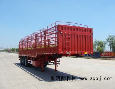 ,半掛車、挖掘機運輸車,梁山龍達工貿有限公司