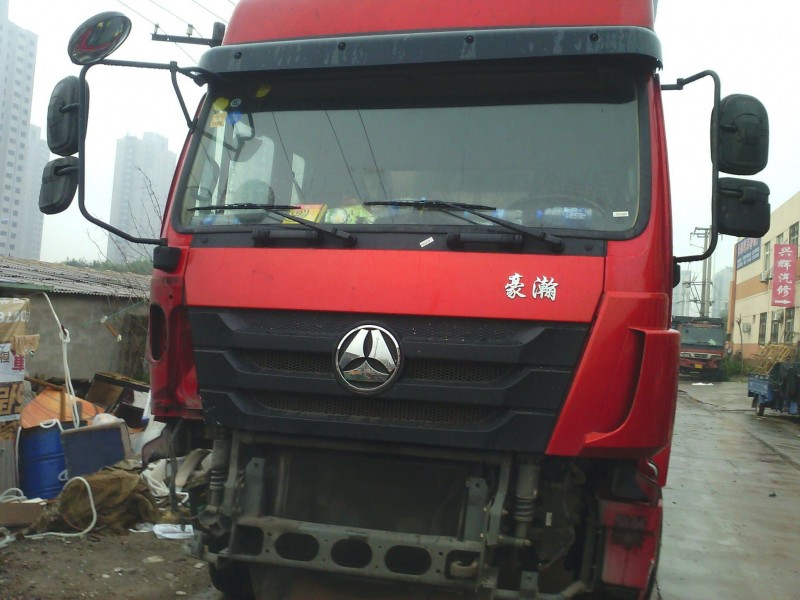 豪瀚汽車配件散熱器面罩AZ1651110066/AZ1651110066