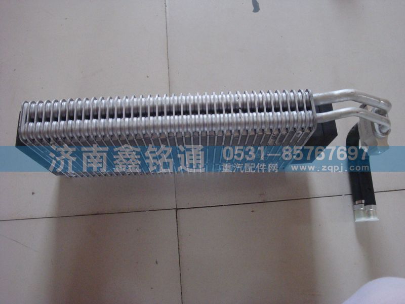陜汽德龍蒸發箱蒸發器帶閥/DZ13241821114