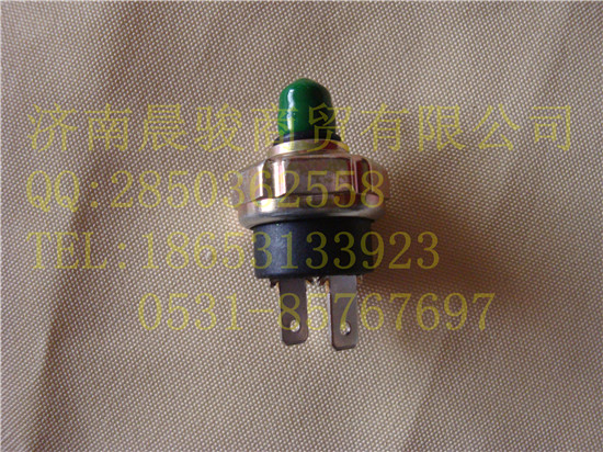 重汽豪沃 干燥瓶壓力開關/