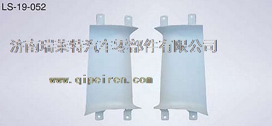 重汽豪沃09款右導風罩內板WG1642110004/WG1642110004