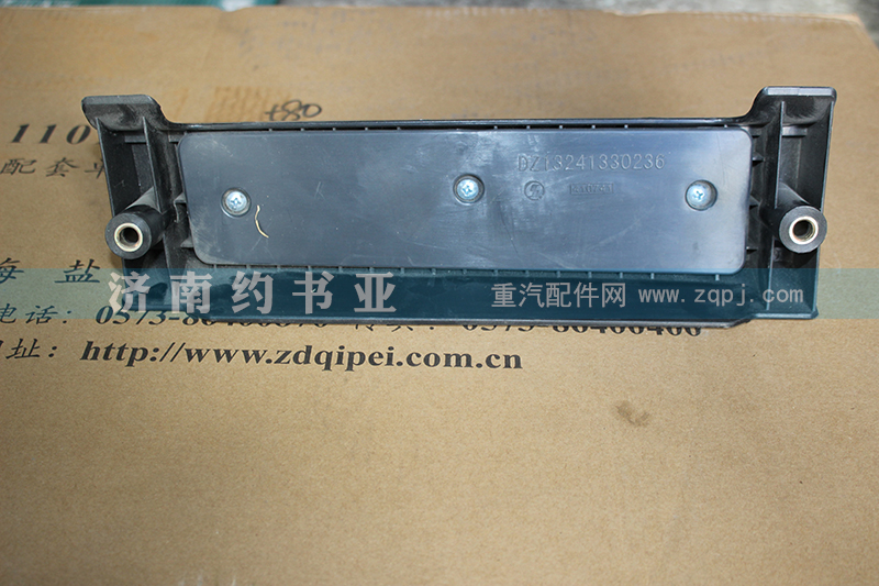 DZ13241330236,F3000右車門內把手陜汽德龍,濟南約書亞汽車配件有限公司（原華魯信業）