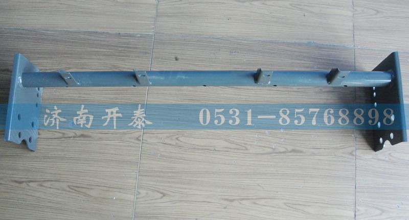 D7B 新斯太爾WG9325930260 保險杠踏步支承/WG9325930260