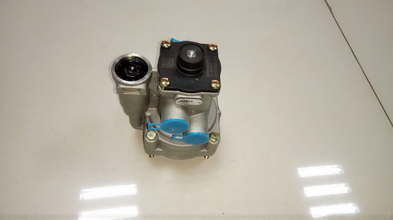 掛車制動閥  帶節流WG9000360525/WG9000360525