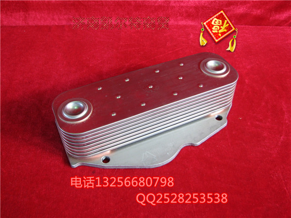VG1500010334機油冷卻器(8片)/VG1500010334