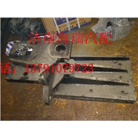 濰柴揚州盛達寬體礦用車漢德礦用425橋前簧后支架