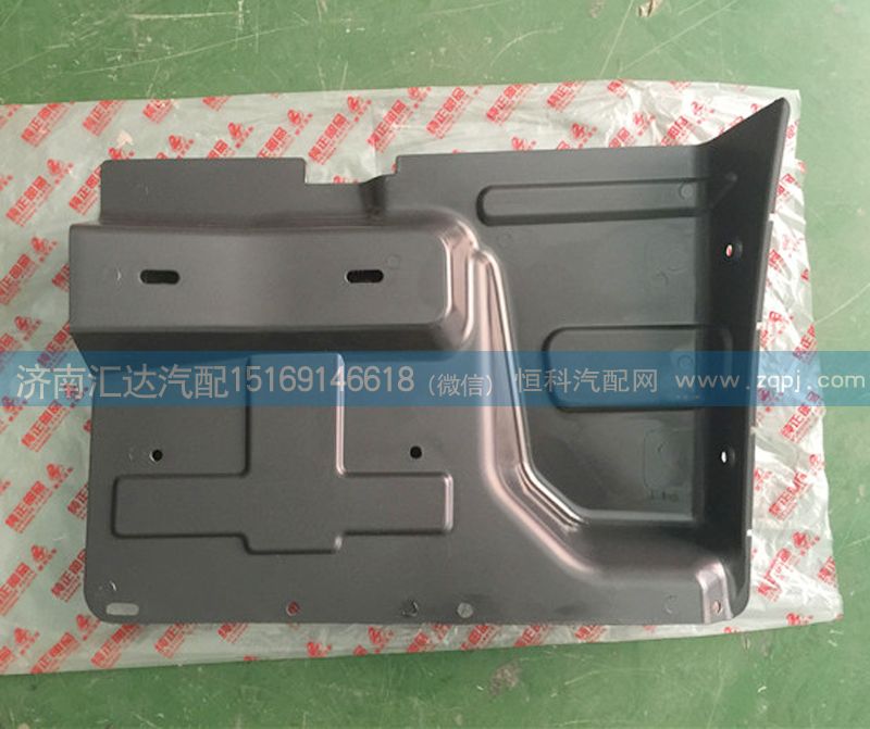 柳汽霸龍葉子板內(nèi)襯M51-8406012/M51-8406012
