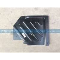 中國重汽新斯太爾D7B右擋泥板WG1684240708
