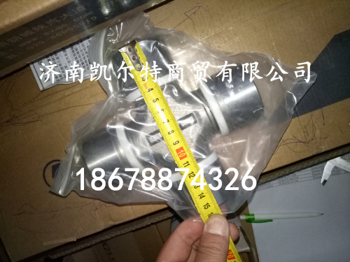 供應重汽豪沃萬向節A6204100031 57*152/A6204100031