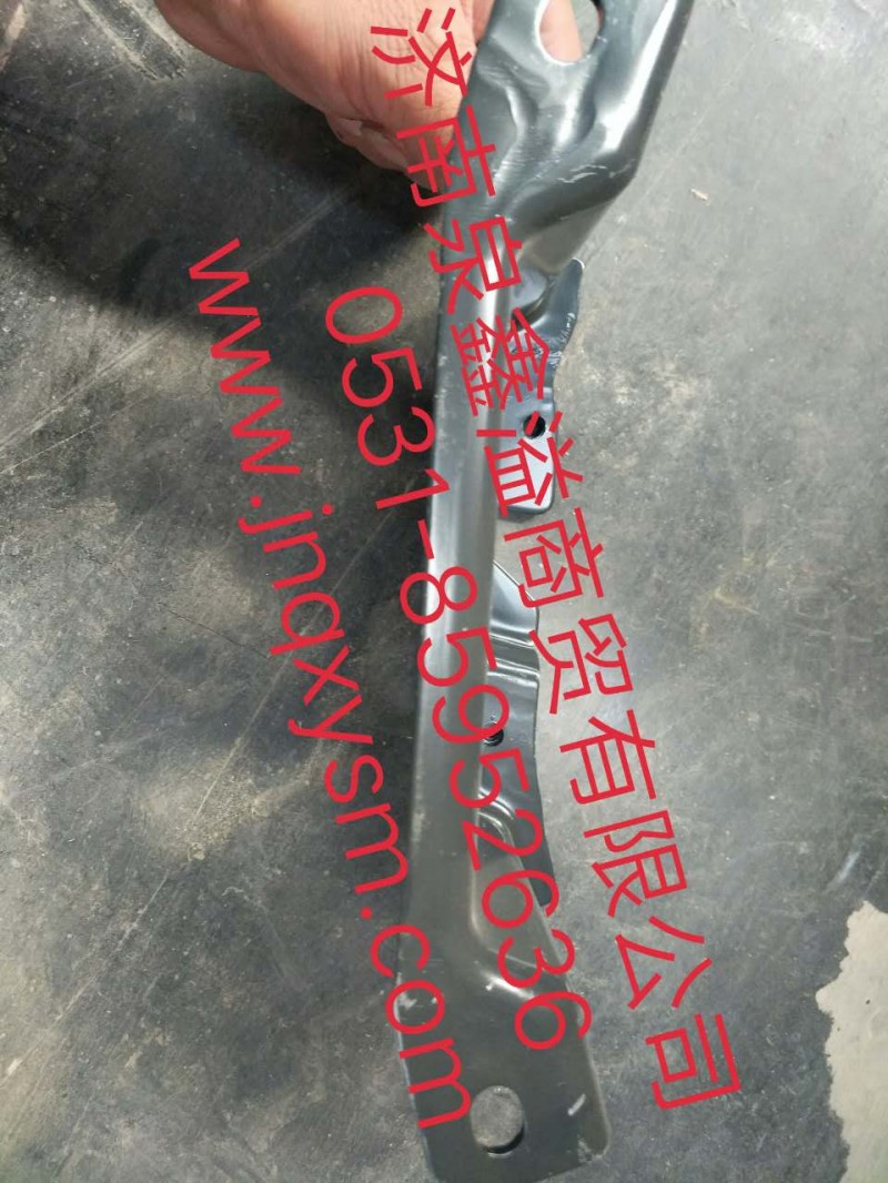 100442100049,右前組合燈內側支架,濟南泉鑫溢商貿有限公司