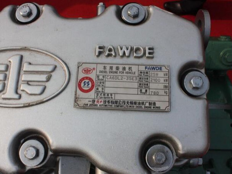 錫柴 CA6DL2-35E3發(fā)動機3