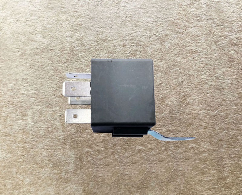3735095-C0101 繼電器（帶支架）/3735095-C0101