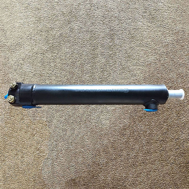 DZ9114470008 轉向助力缸8*4/DZ9114470008