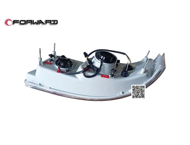 1U80037100002,Right headlight assy,濟南向前汽車配件有限公司