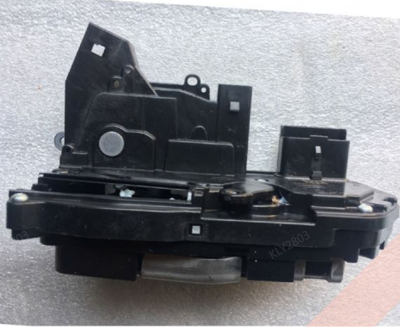 中國重汽豪沃NX車門鎖WG1671340151/WG1671340151