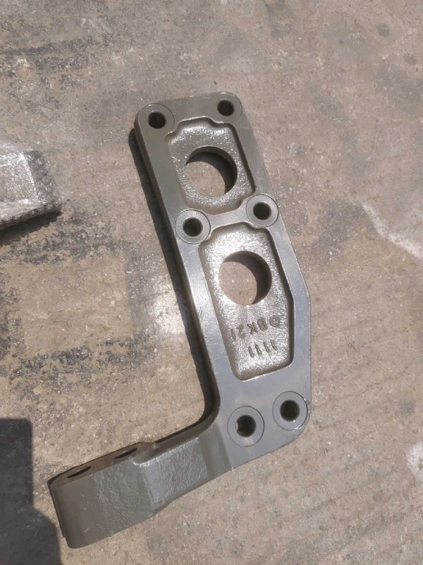 YZ952559001111發(fā)動(dòng)機(jī)左后支撐