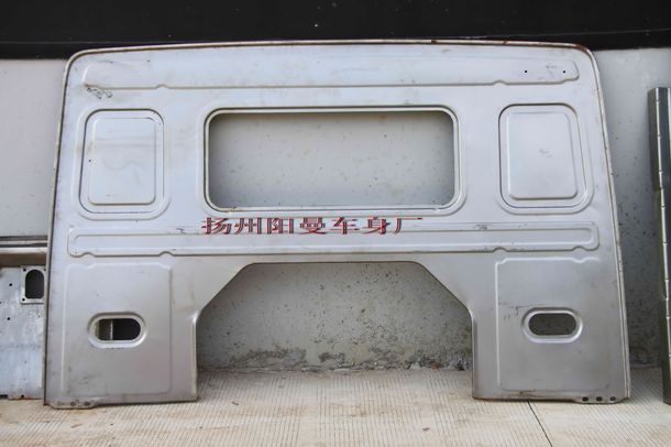 ,豪沃后圍,揚州德瑞車業有限公司